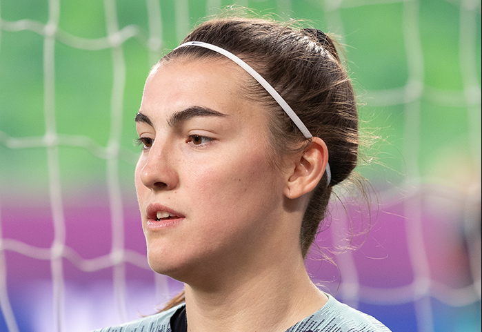 Patricia Guijarro headband